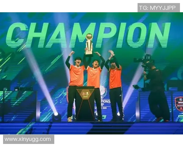 上海足球队总决赛精彩表现分析团队协作的重要性与未来展望 上海足球队总决赛精彩表现分析团队协作的重要性与未来展望