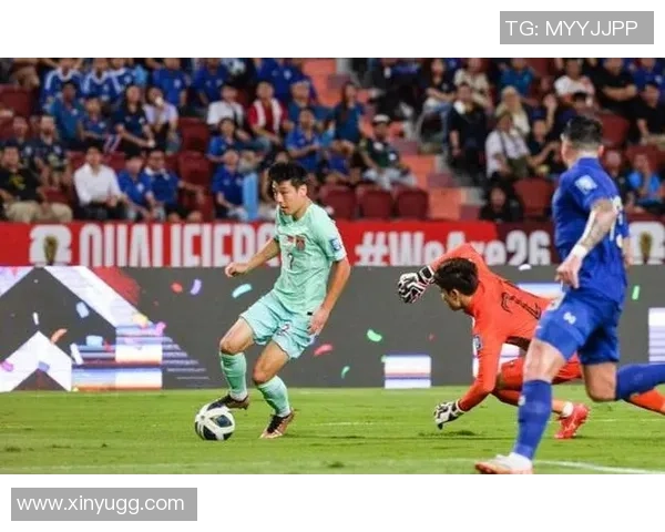 韩国足球明星转战男篮的传奇之路与挑战解析 韩国足球明星转战男篮的传奇之路与挑战解析