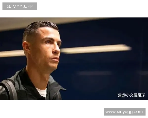 璀璨星光闪耀夜空世界足球明星颁奖盛典精彩瞬间回顾