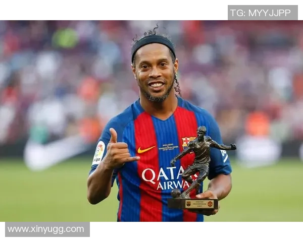 最近一位足球明星宣布退役引发热议他的职业生涯和未来计划揭秘